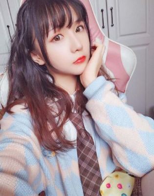 美丽的秘书_4K在线观看电视