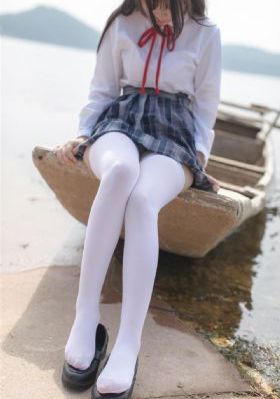 可疑的美容院在线_4K免费观看电视剧